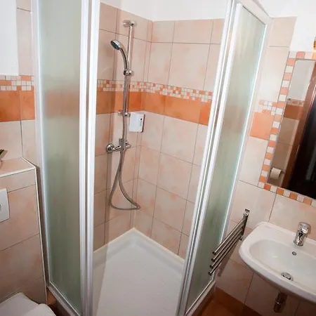 Kubus Guest house Ljubljana