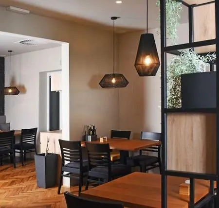 Kubus Guest house